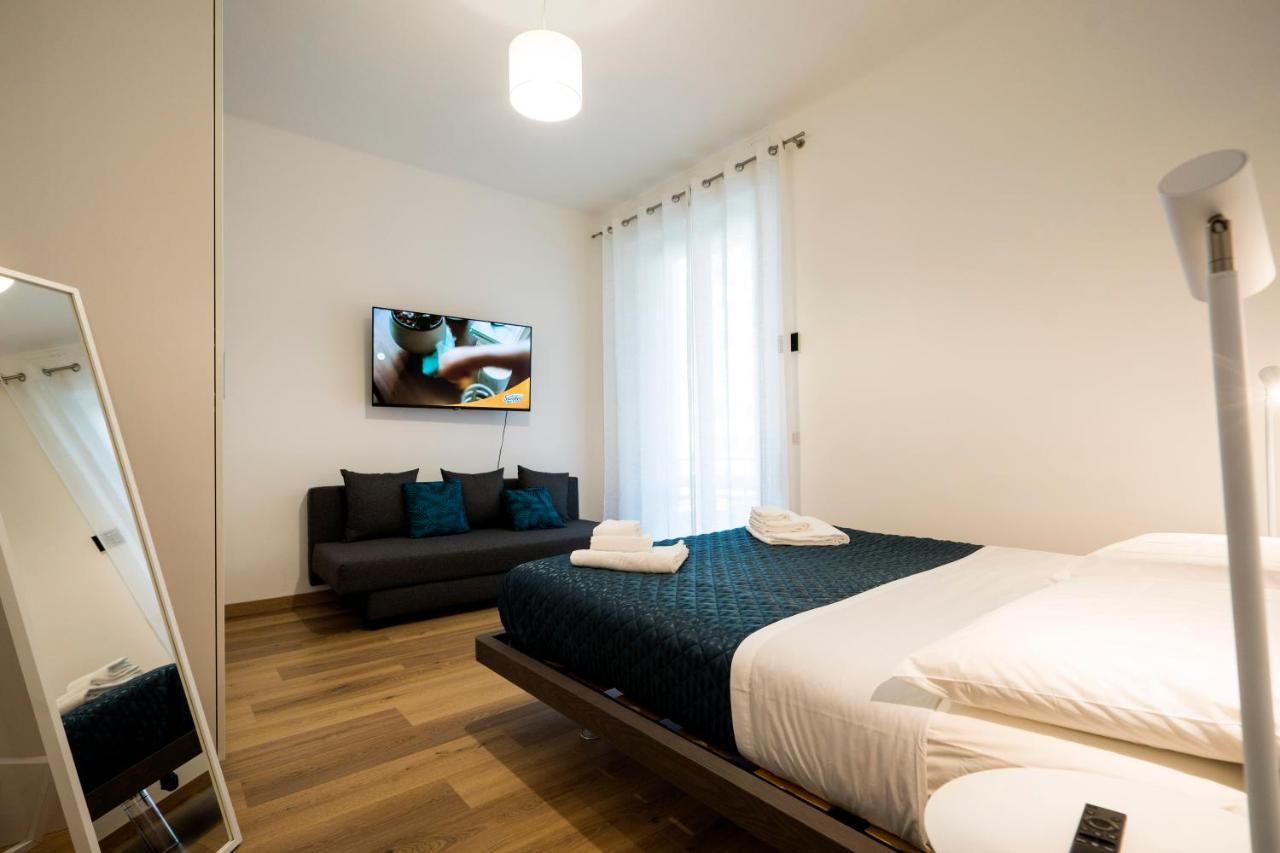 Apartamento Gemelli Sweet Holiday Appio Roma Exterior foto